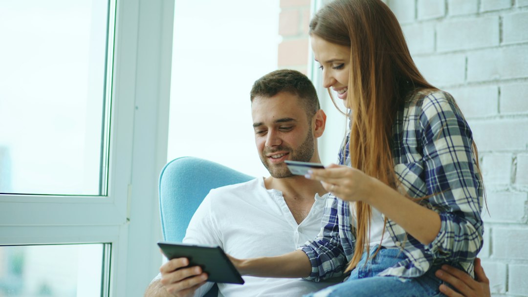 Sparingstips: Hvordan Sette Oppe en Suksessfull Sparekonto
